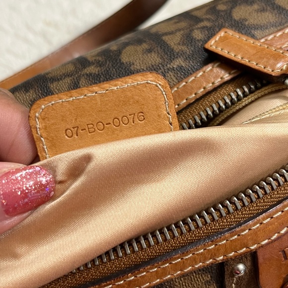 Dior Barrel bag - Picture 12 of 16